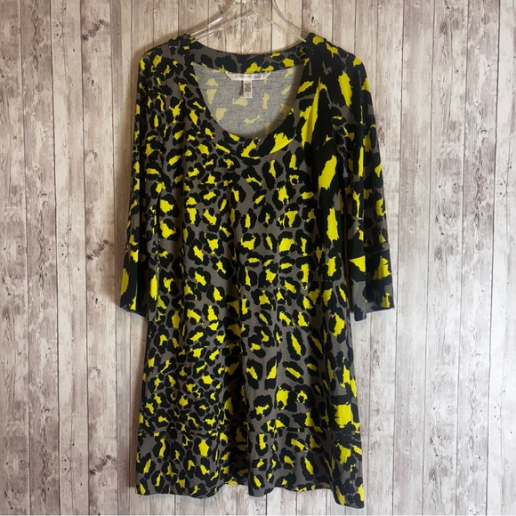 Diane Von Furstenberg Dresses & Skirts - Diane von Furstenberg 'Laetitia' Silk Jersey Dress